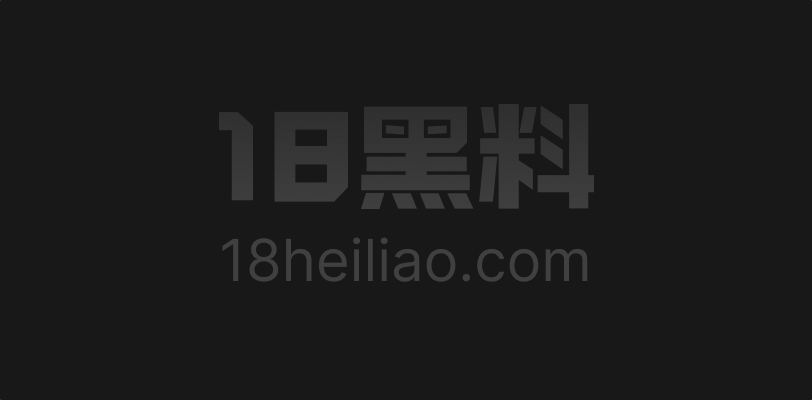 夜总会女厕低角度偷拍 妹子提短裙蹲下屁股怼镜头 白嫩丰满臀部让人一看就硬！ - 图1
